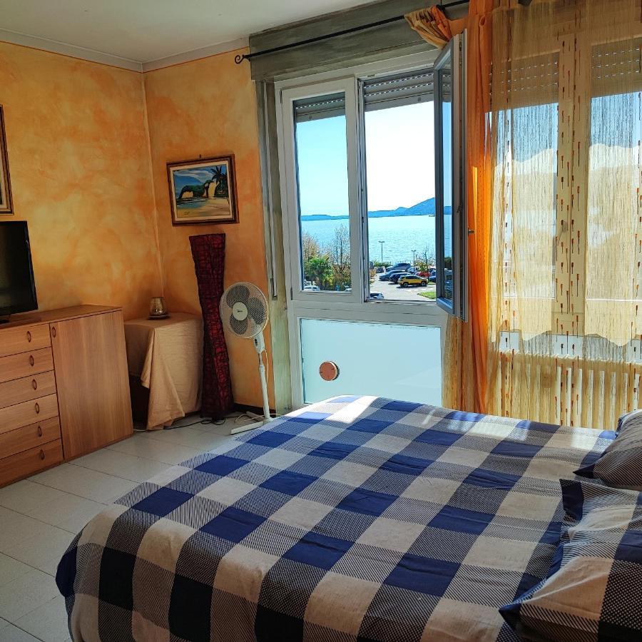 Appartamento Chic Vista Lago - Casa Janis Вербания Экстерьер фото